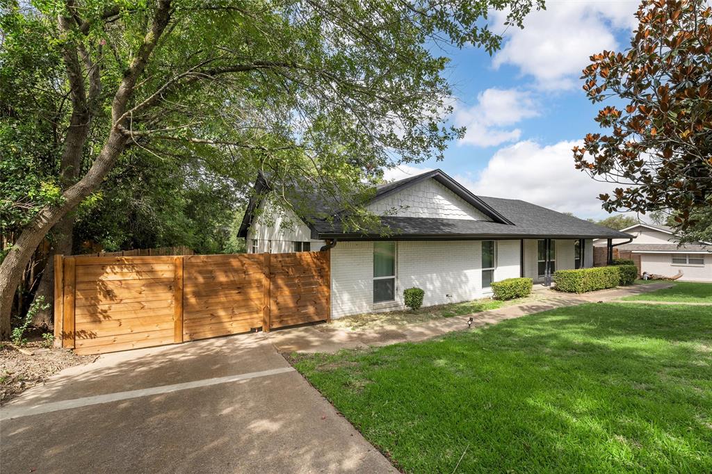 1132 Western Oaks Drive