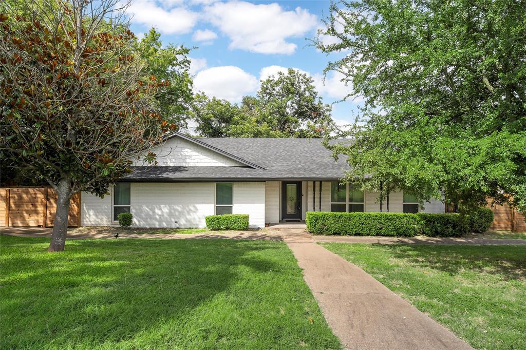 1132 Western Oaks Drive