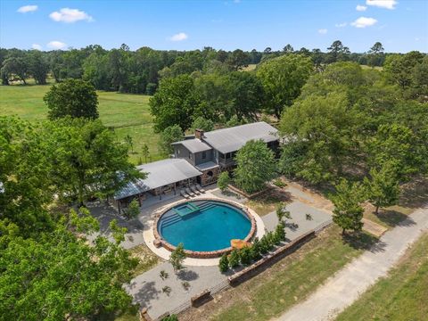 6114 HWY 37 Mount Vernon TX 75494