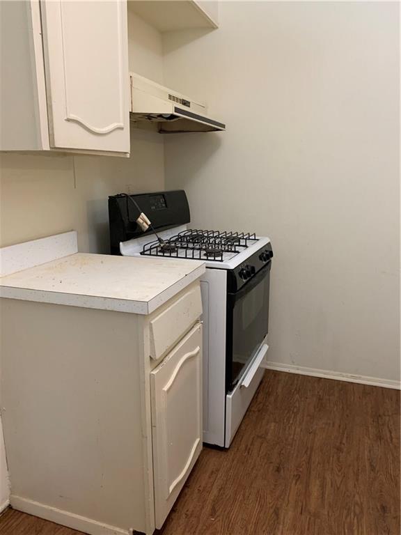 FAIRMEADOWS 4 - Residential Lease