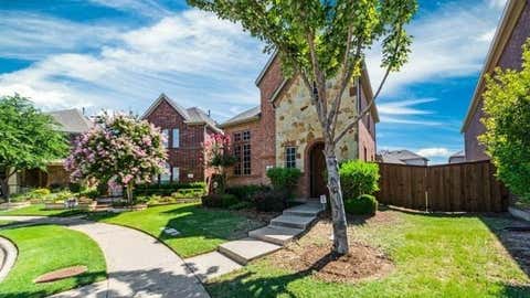 Photo of 4364 Peregrine Way, Carrollton, TX 75010 (MLS # 21367568)