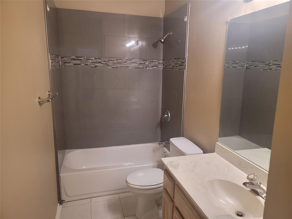 Creekview Village Ph 4 - Residential Lease