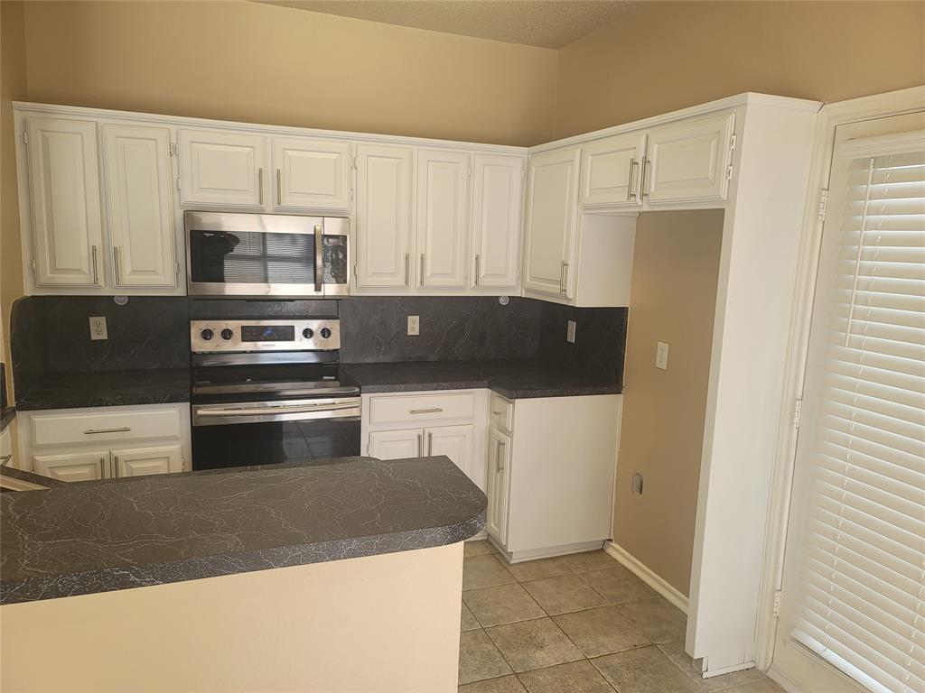 Creekview Village Ph 4 - Residential Lease