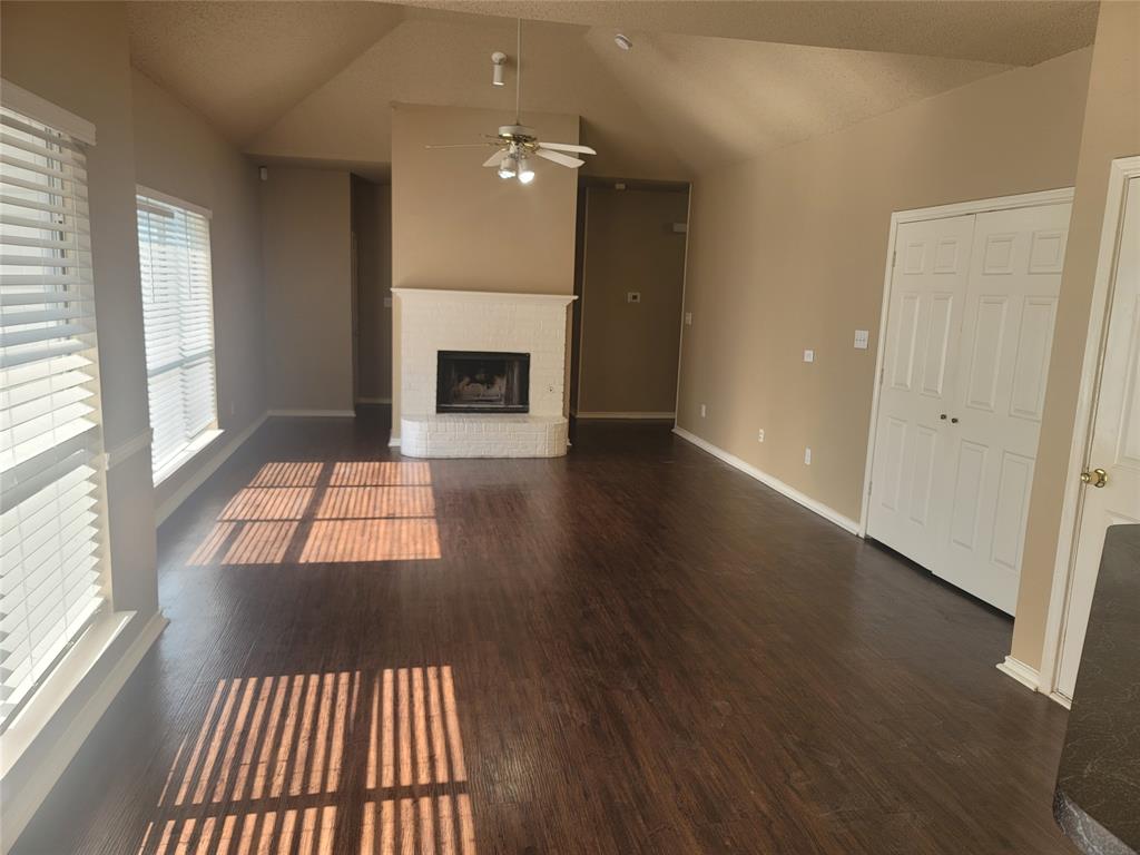 Creekview Village Ph 4 - Residential Lease