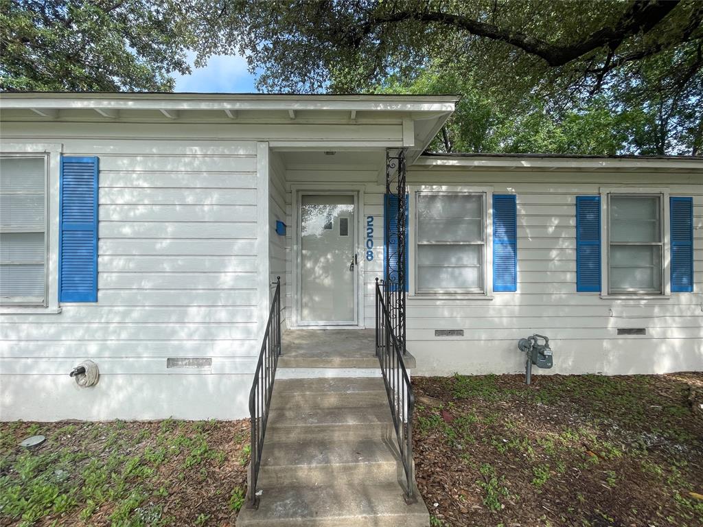 2208 N 41st Street