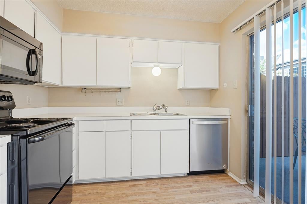 2323 Trellis Place