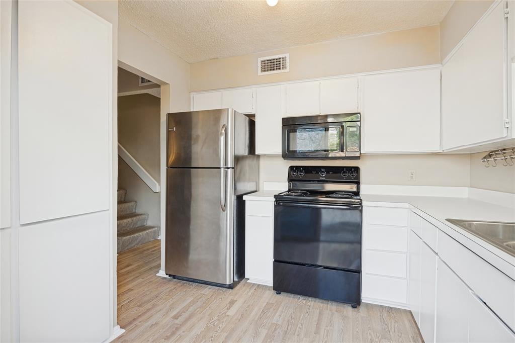 2323 Trellis Place