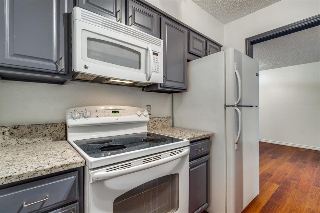 4851 Cedar Springs Road 292