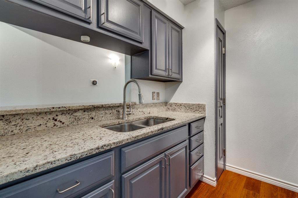 4851 Cedar Springs Road 292