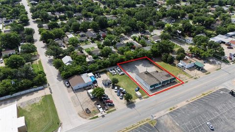 3717 Mccart Avenue Fort Worth TX 76110