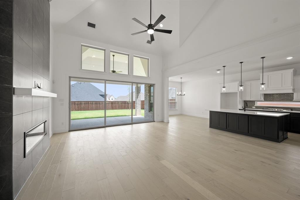 La Frontera - Residential