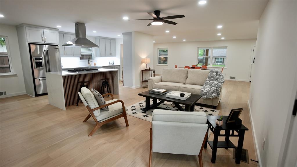 9920 Greenfield Drive