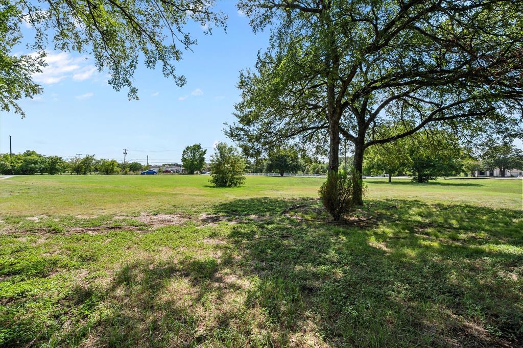 2915 Clover Lane