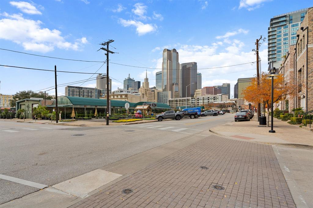 Intown Homes Farmers Market - Residential