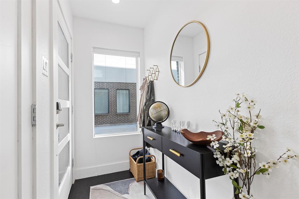 Rick & Hurts North Fitzhugh Ave - Residential Lease