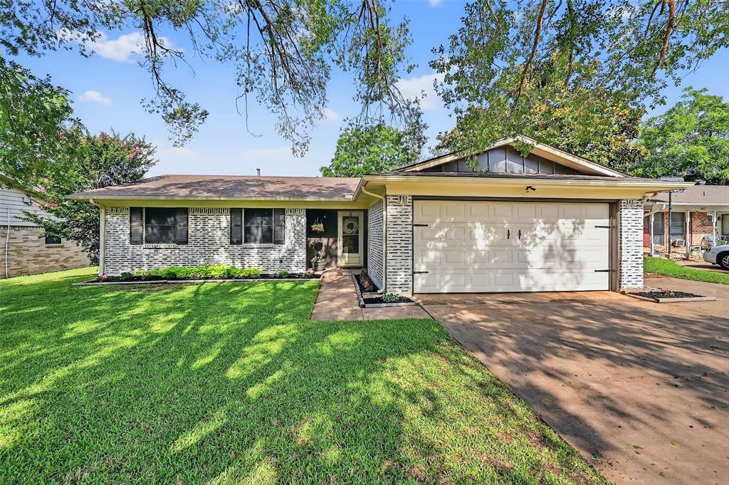 2619 Brookhollow Drive