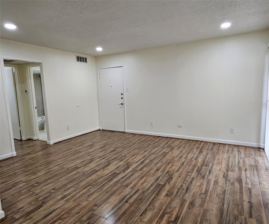 Las Colonitas Condo - Residential