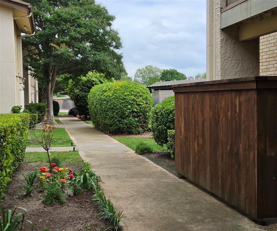 12816 Midway Road 1067