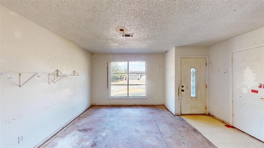1923 Spiceberry Lane