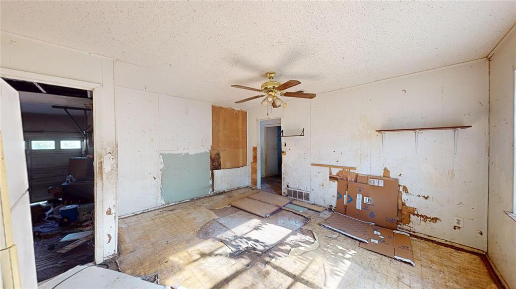 1923 Spiceberry Lane