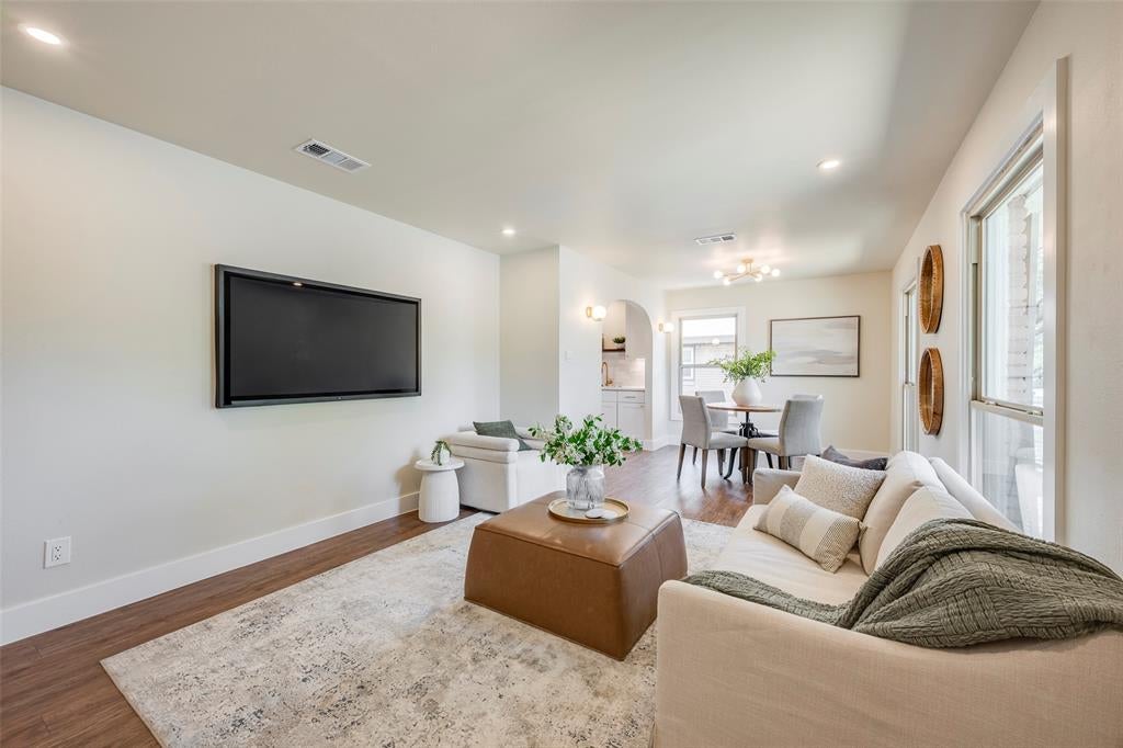 10256 Casa View Drive