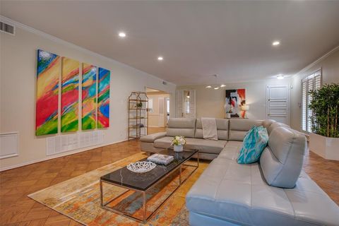 6314 Bandera Avenue C Dallas TX 75225