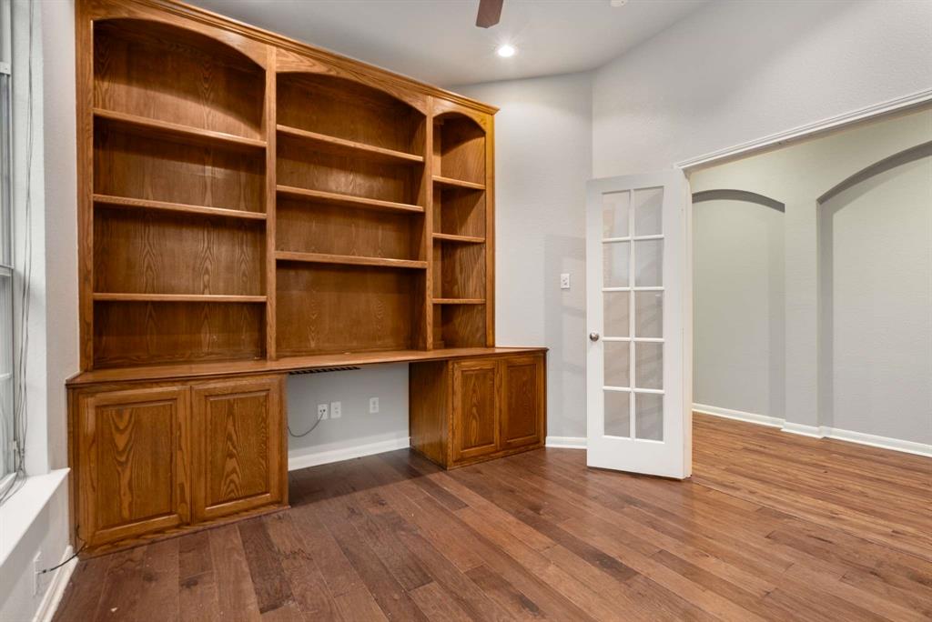 1200 Thistle Lane