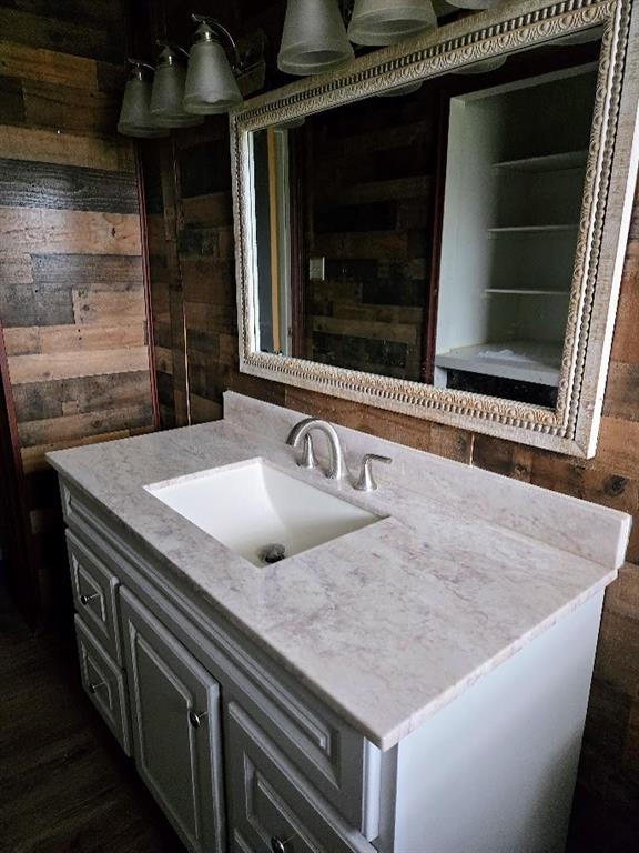 Varelaxi League Grant - Residential