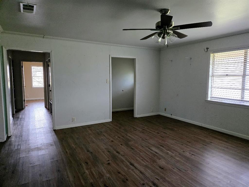 Varelaxi League Grant - Residential