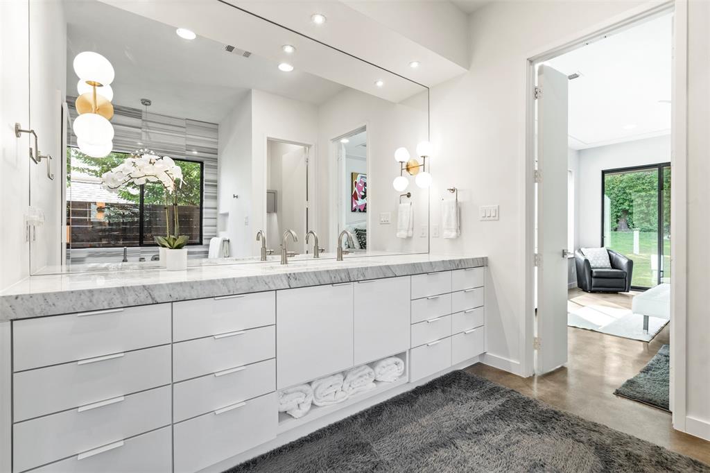 White Rock Hlnds - Residential