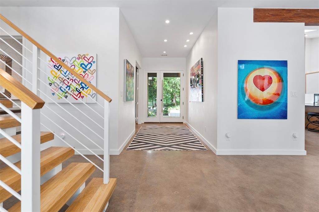 8020 Forest Trail