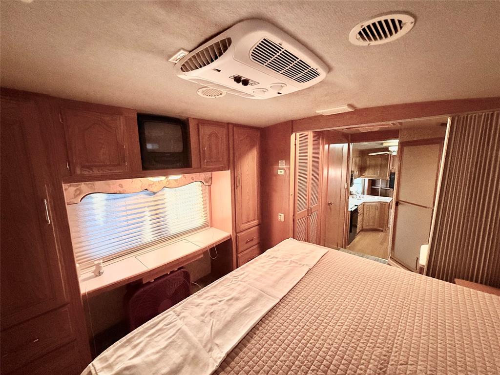 White Oak Shores - Residential