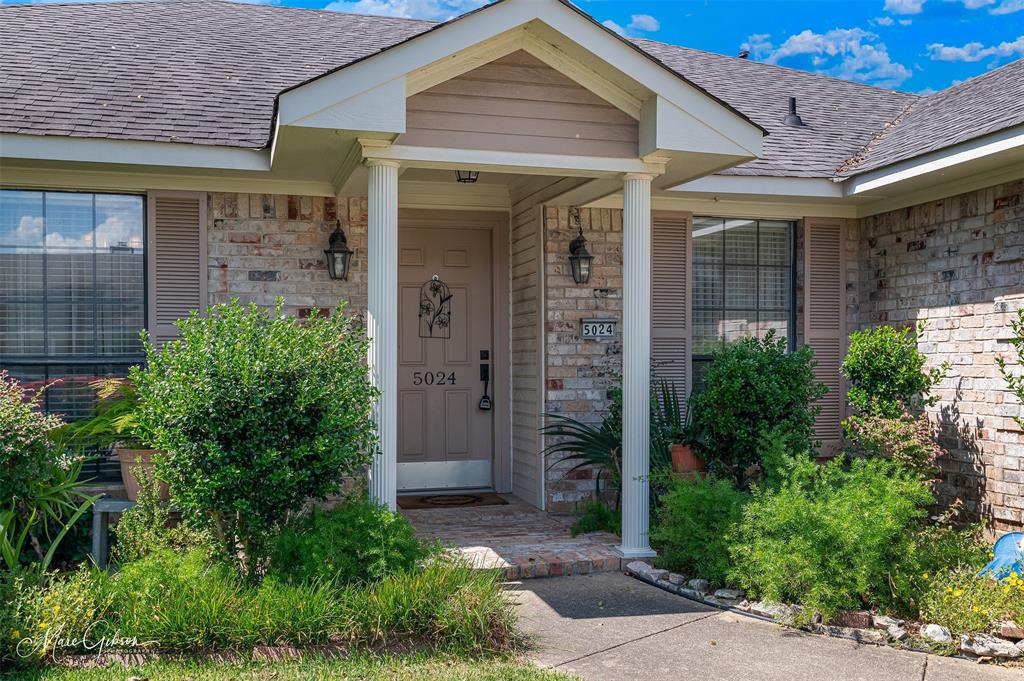5024 Belle Chasse Drive