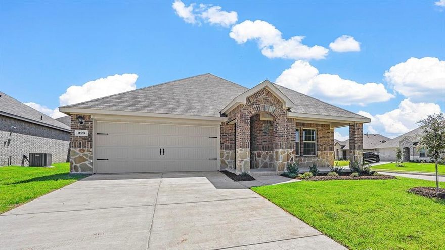 New! Super cute single story! Four bedrooms, two full baths, with covered patio. Home includes, island kitchen, Quartz counters throughout, LED lighting, full sprinkler system, professionally engineered post tension foundation, and much more!
Stonehaven in Caddo Mills...the perfect blend of country living and easy access to the big city. Located within the coveted Caddo Mills ISD and conveniently between Hwy 66 and I-30. Schedule a tour today!