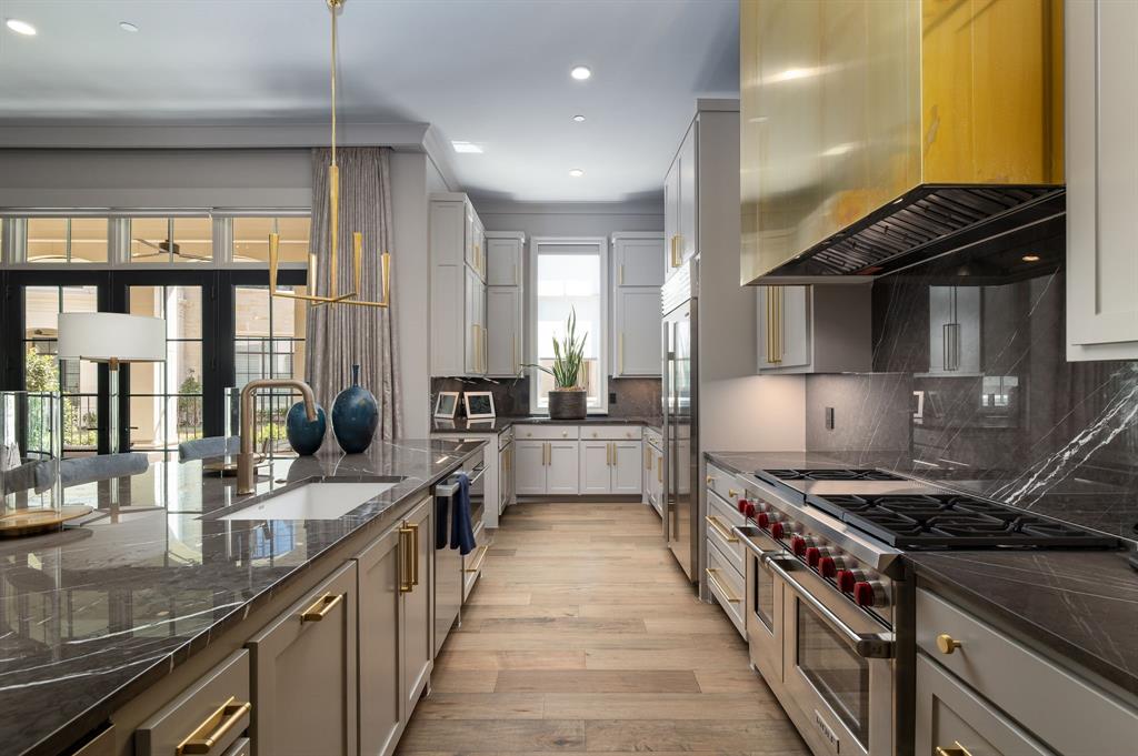 6801 Corporate Drive A7