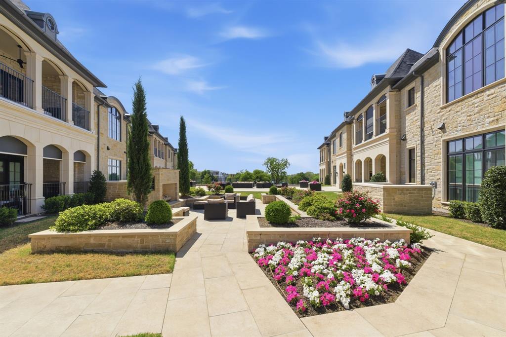 Sur Le Lac Condo - Residential