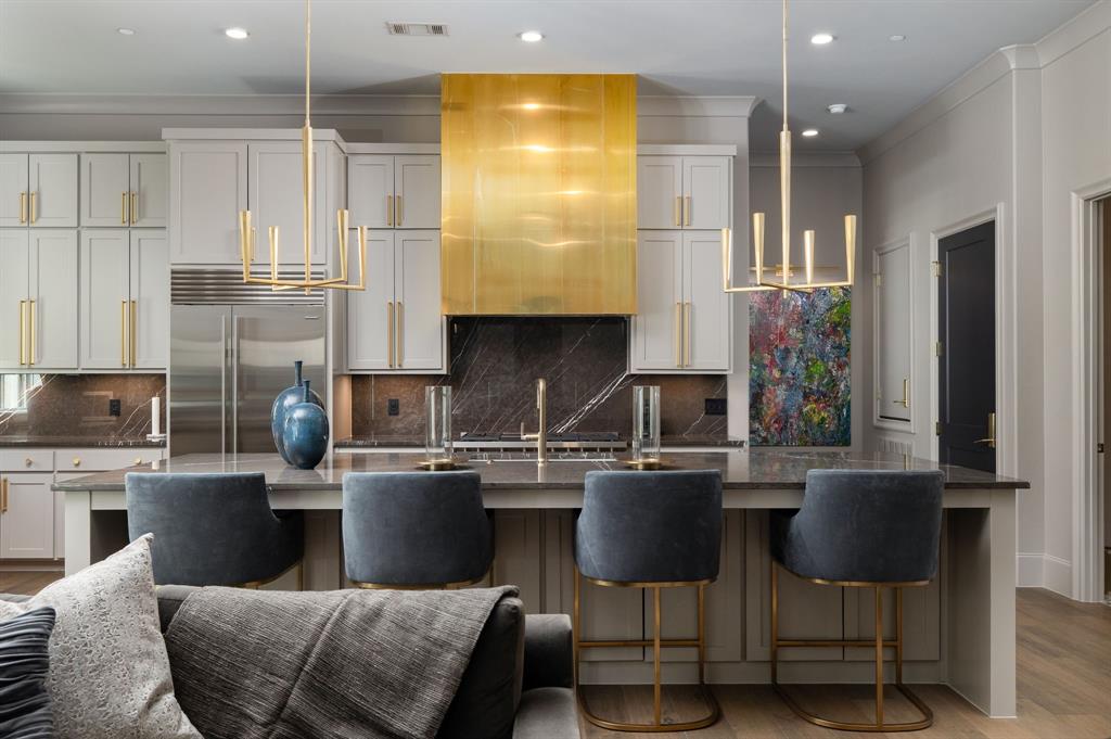 6801 Corporate Drive A7