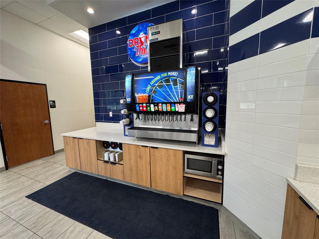 J Rush Surv Abs #842 - Commercial Sale