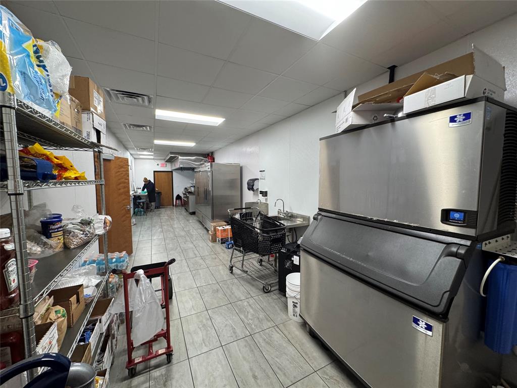 J Rush Surv Abs #842 - Commercial Sale