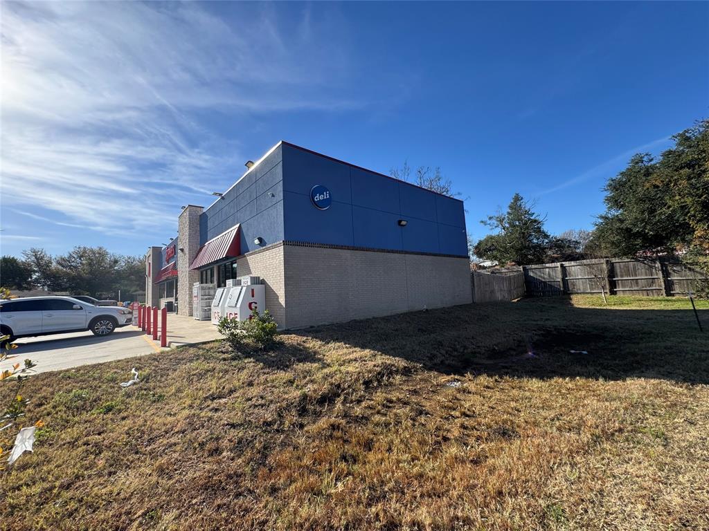 J Rush Surv Abs #842 - Commercial Sale