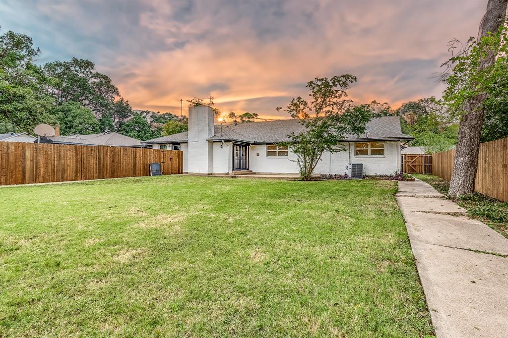 1524 Boca Chica Drive