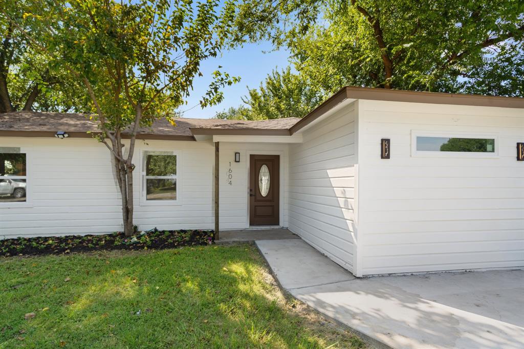 1604 Arbor Lane