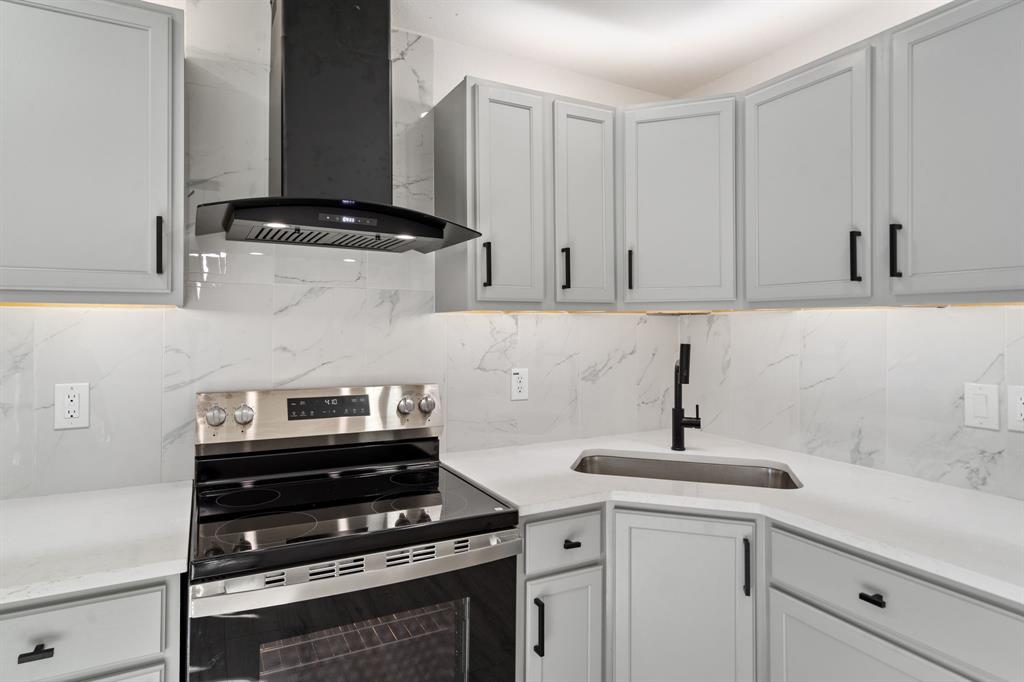 Arlington Manor - Residential