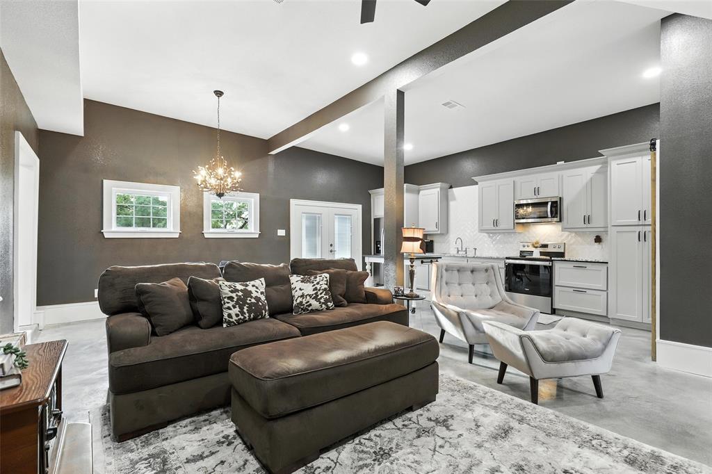 H G Catlett Surv #11 Abs #186 - Residential