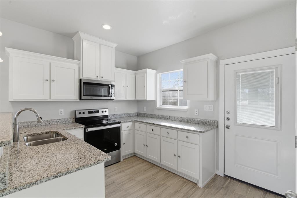 College Hill Add - Residential Lease