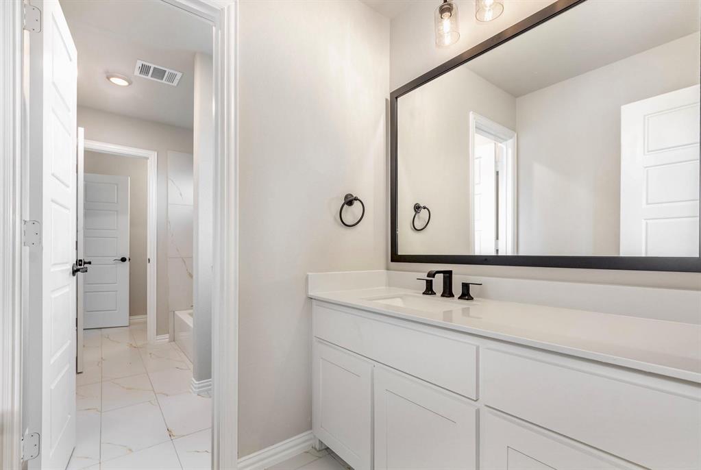 MALABAR HILL - Residential