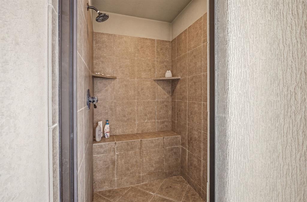 HAYS JOHN M - Residential