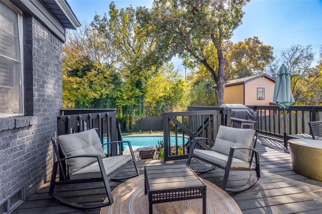 Eltivoli Place - Residential