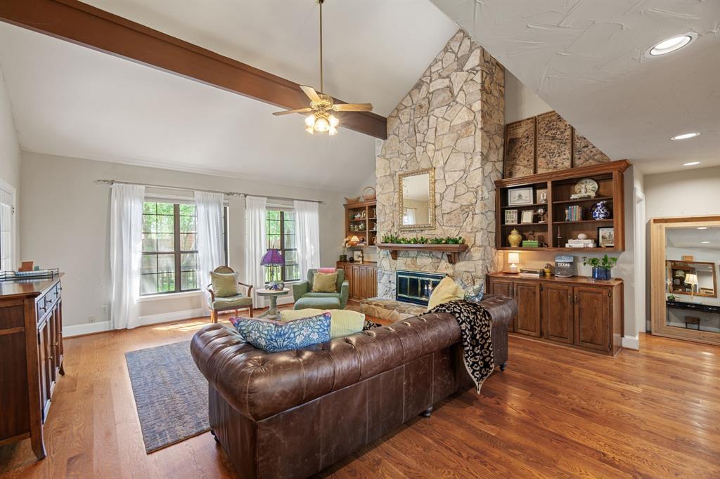601 Carriage Trail