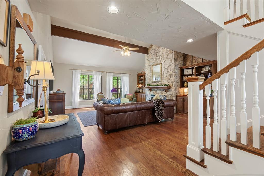 601 Carriage Trail